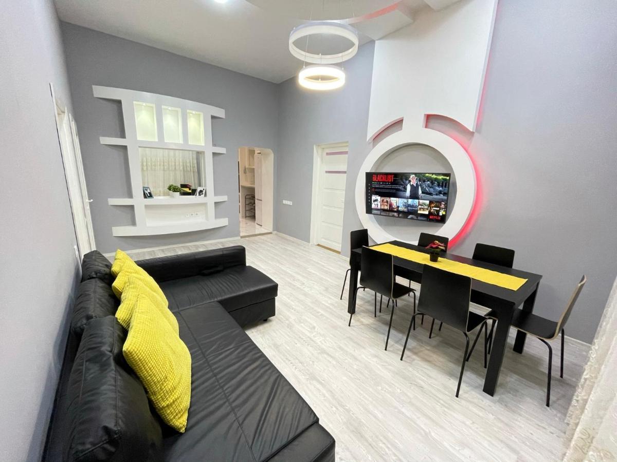 Deluxe Sapphire Residency - 4 Bedrooms Budapeşte Dış mekan fotoğraf