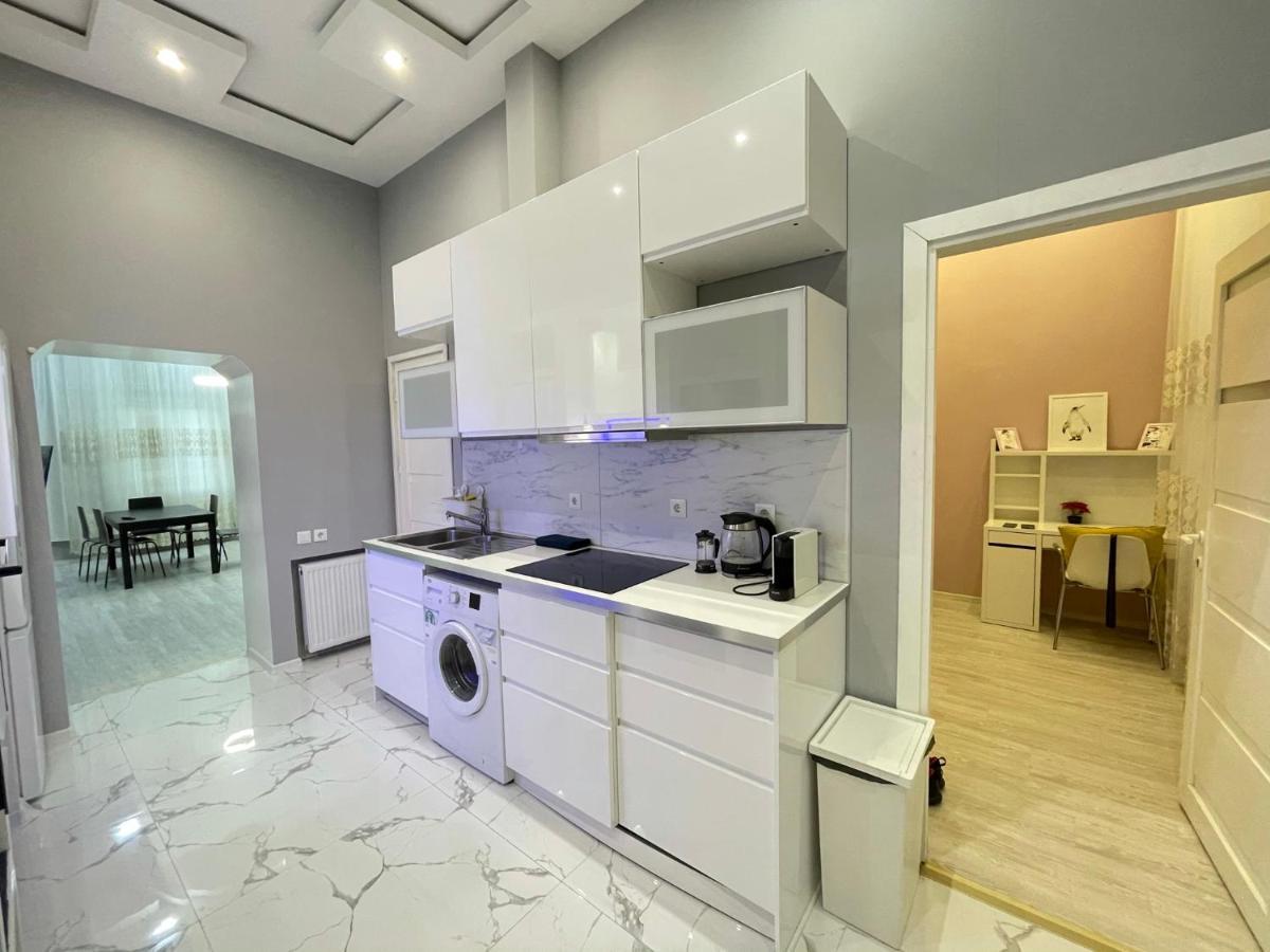 Deluxe Sapphire Residency - 4 Bedrooms Budapeşte Dış mekan fotoğraf